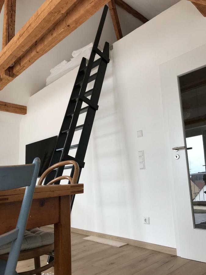 Charmantes Loft Mit Ganz Besonderem Flair フリードリヒスハーフェン エクステリア 写真